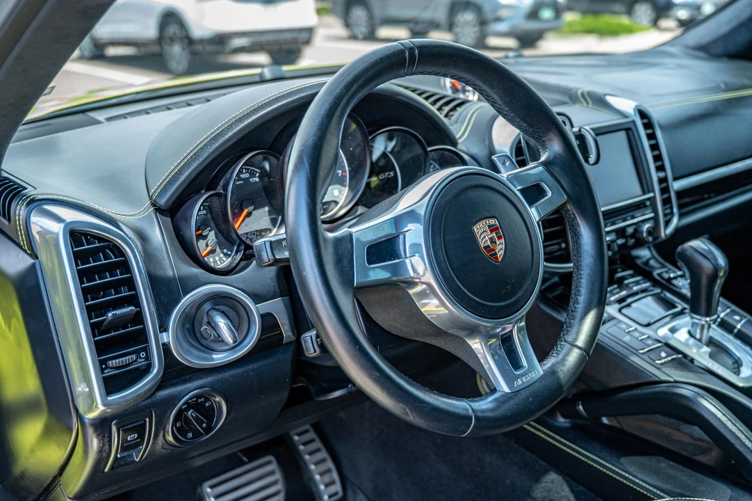 2014 Porsche 958 Cayenne GTS - Image 28 of 31