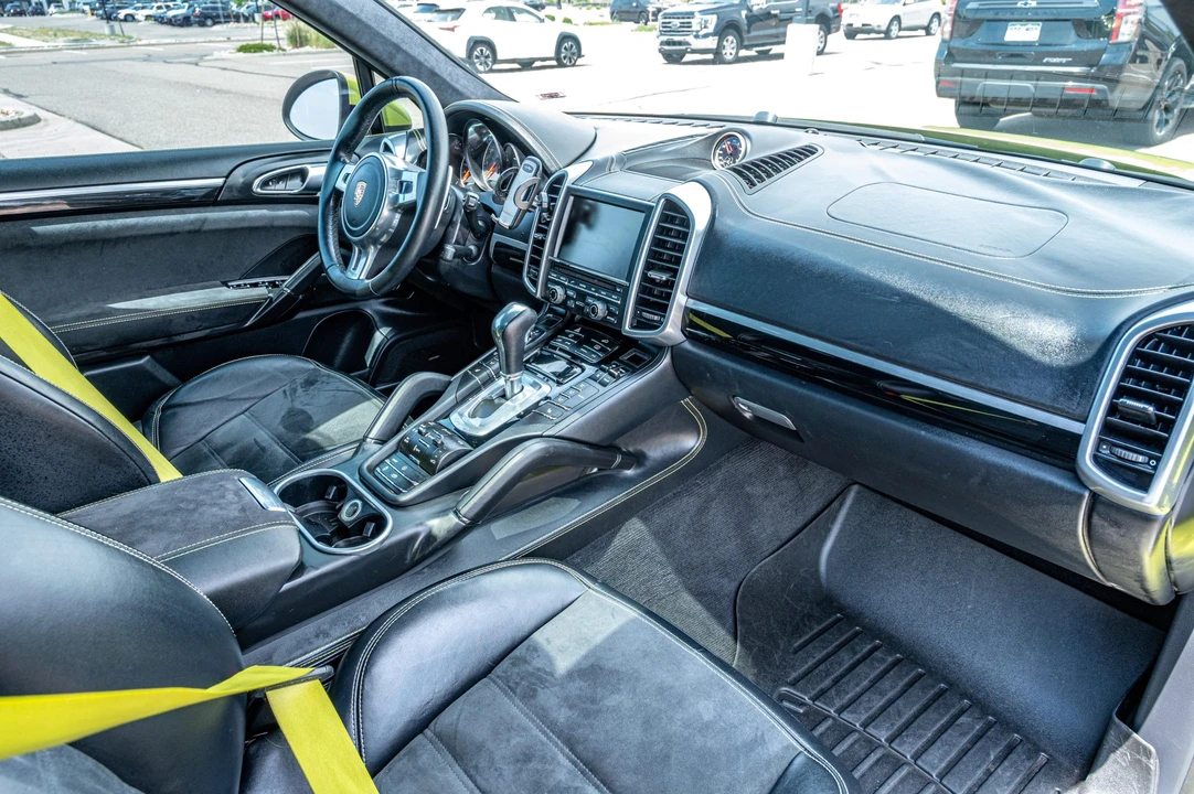 2014 Porsche 958 Cayenne GTS - Image 27 of 31