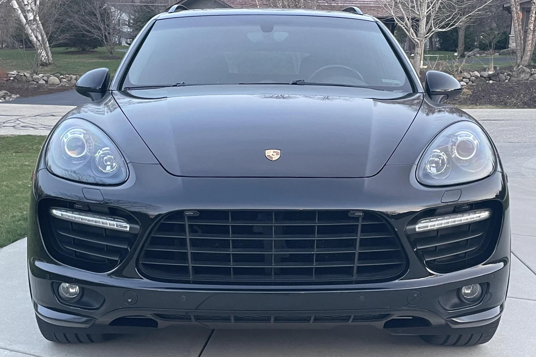2014 Porsche 958 Cayenne GTS - Image 2 of 31