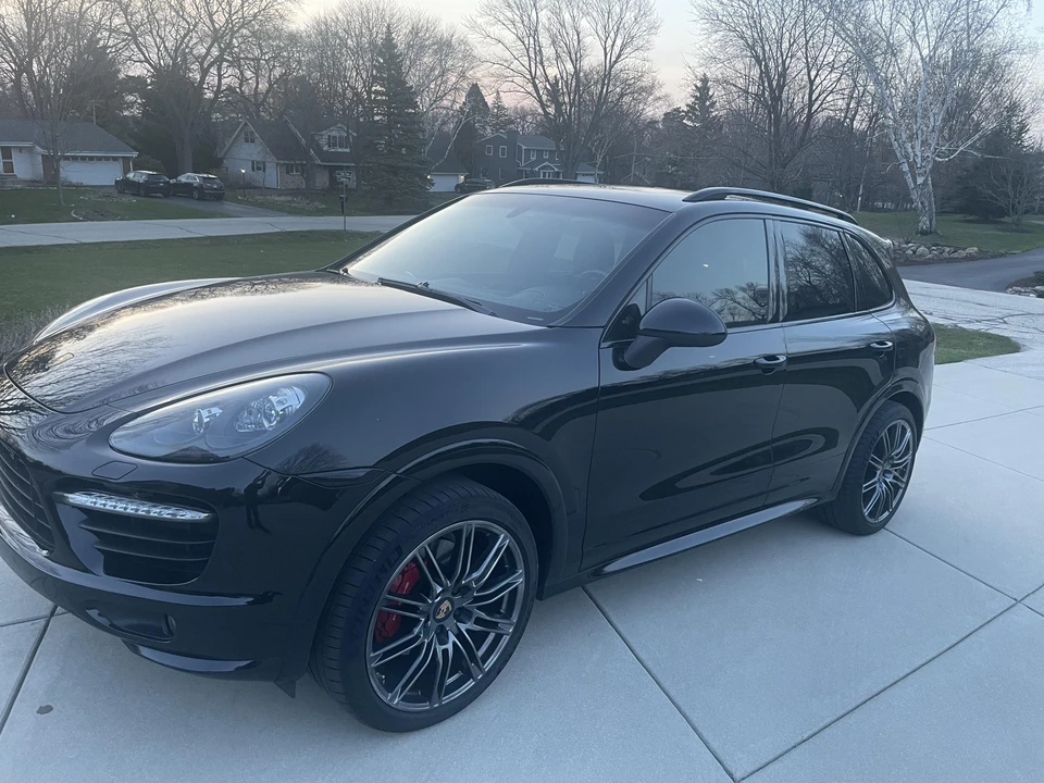 2014 Porsche 958 Cayenne GTS - Image 8 of 31