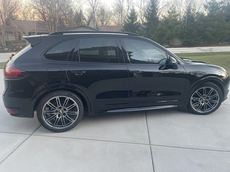 2014 Porsche 958 Cayenne GTS - Image 11 of 31