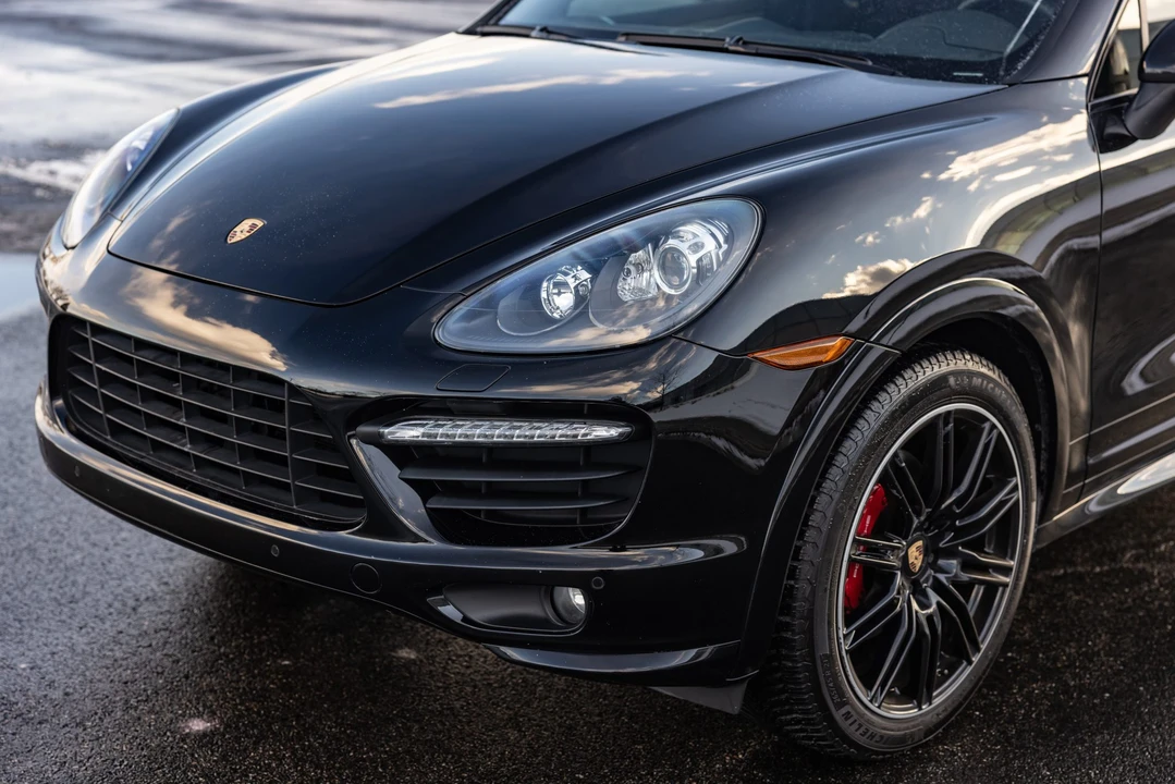 2014 Porsche 958 Cayenne GTS - Image 24 of 31
