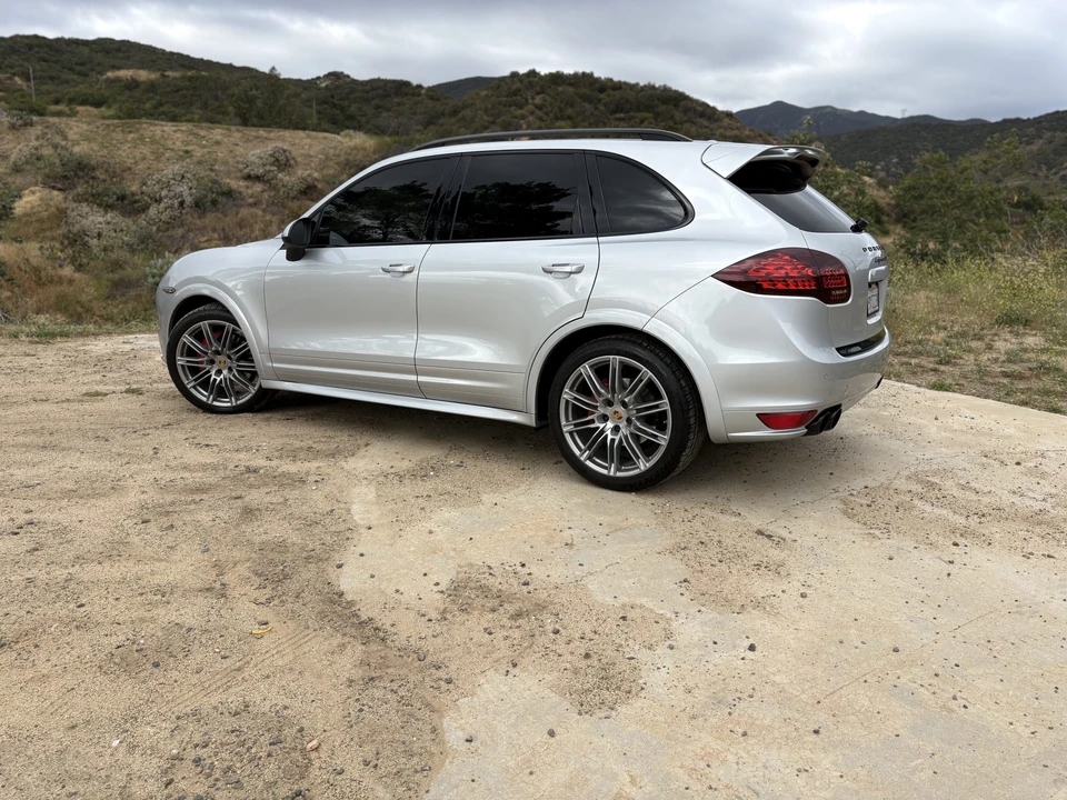 2014 Porsche 958 Cayenne GTS - Image 16 of 31