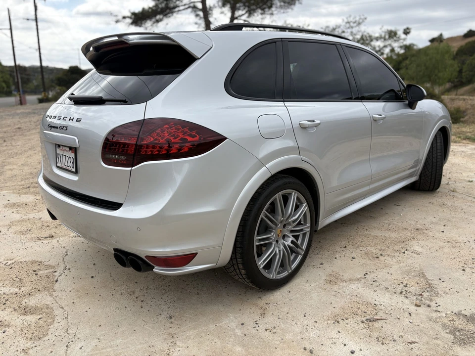 2014 Porsche 958 Cayenne GTS - Image 12 of 31