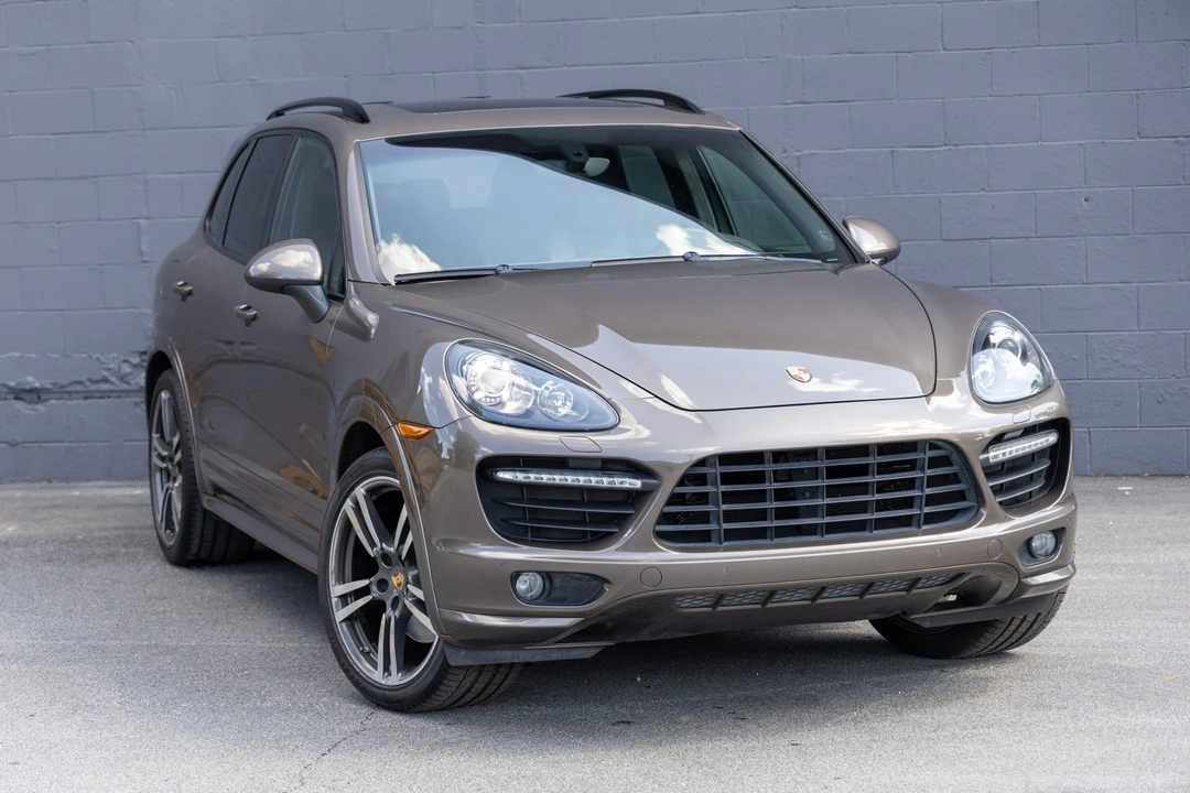 2014 Porsche 958 Cayenne GTS - Image 13 of 31
