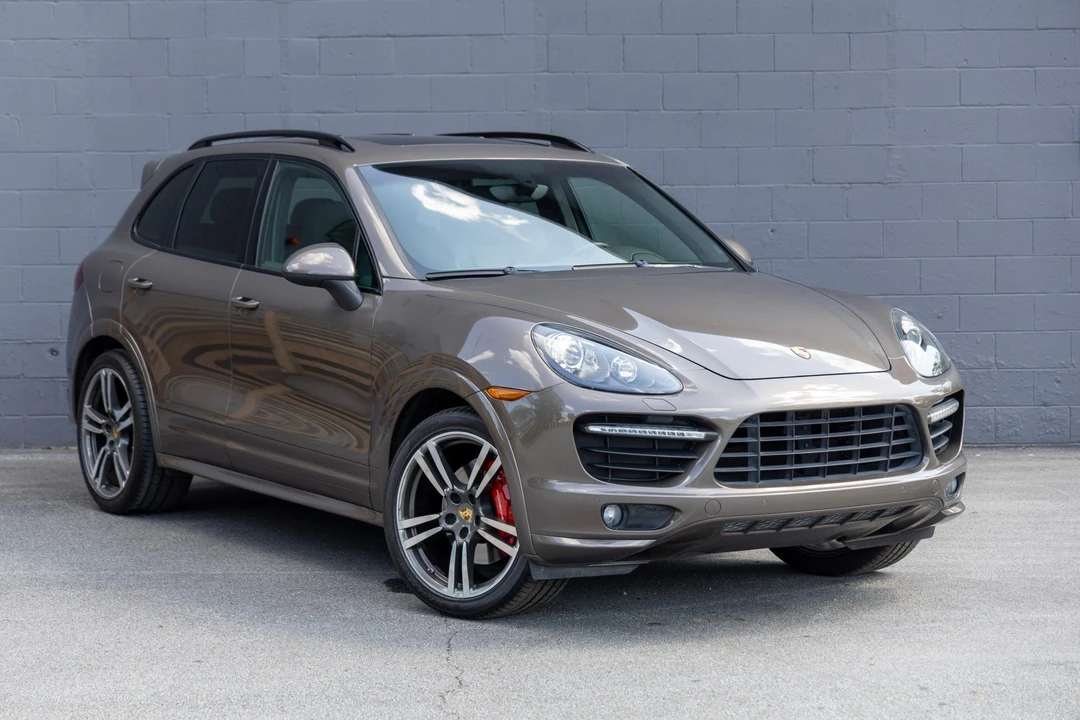2014 Porsche 958 Cayenne GTS - Image 17 of 31