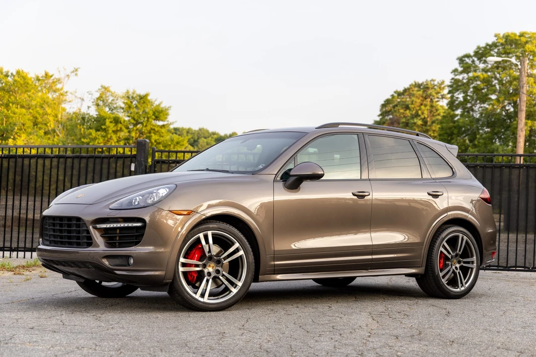 2014 Porsche 958 Cayenne GTS - Image 4 of 31