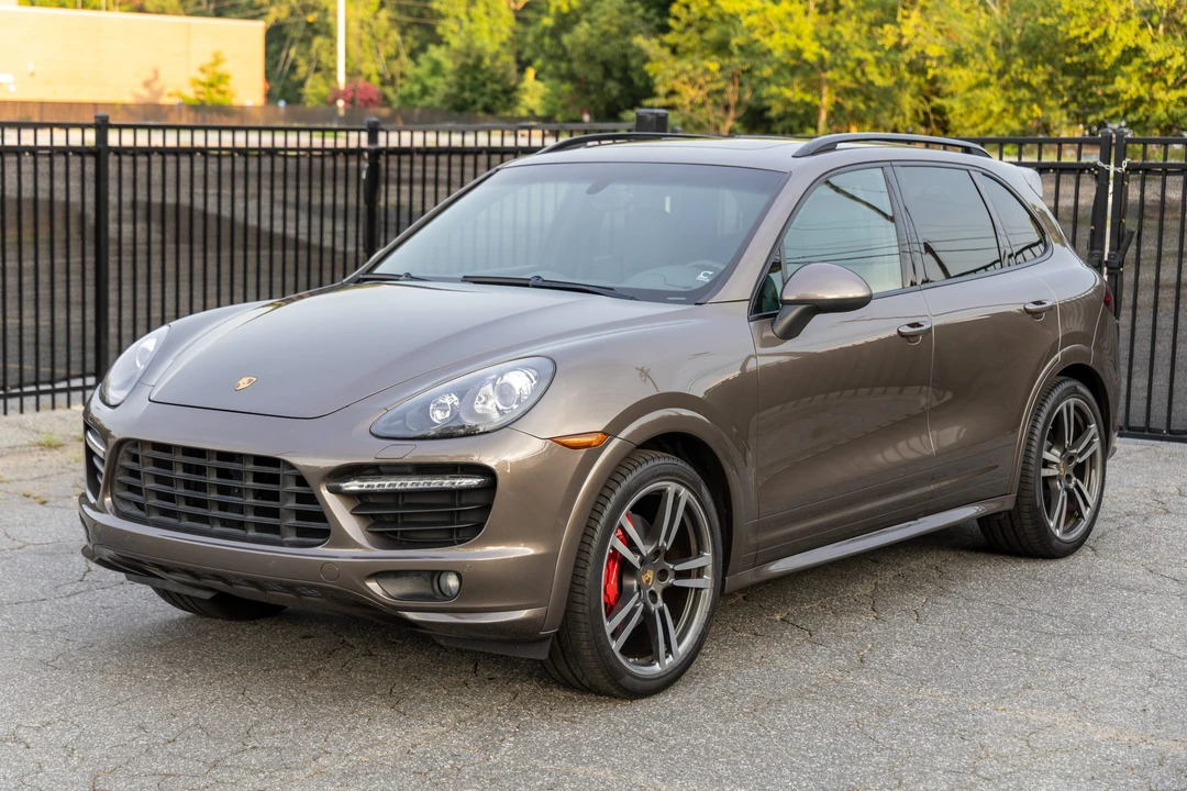 2014 Porsche 958 Cayenne GTS - Image 6 of 31