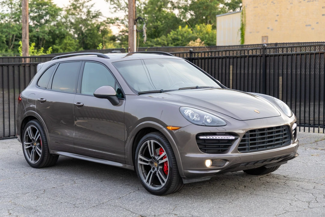 2014 Porsche 958 Cayenne GTS - Image 19 of 31