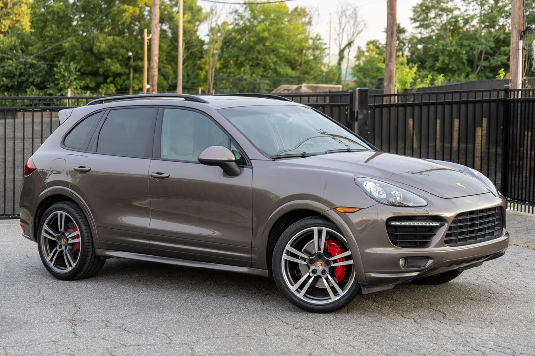 2014 Porsche 958 Cayenne GTS - Image 22 of 31