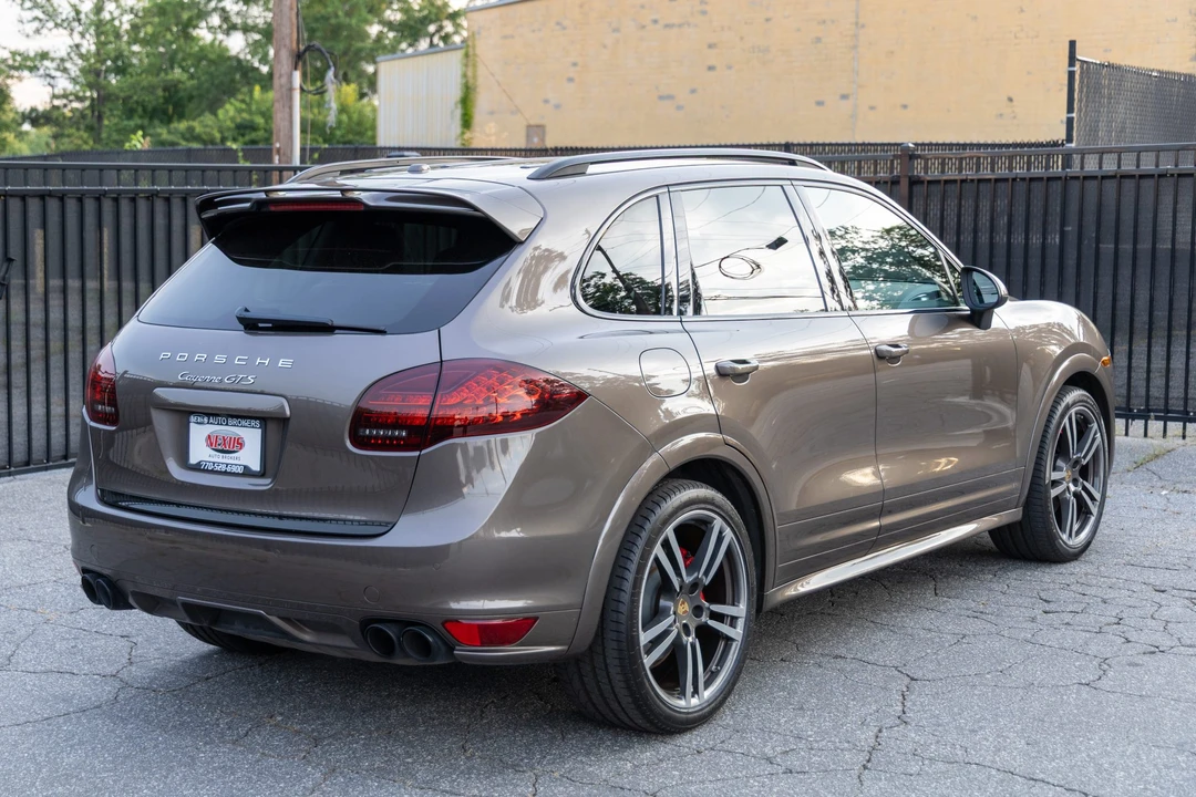 2014 Porsche 958 Cayenne GTS - Image 29 of 31