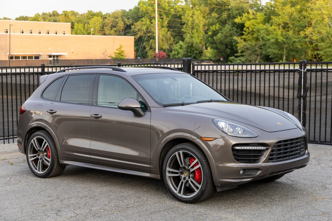 2014 Porsche 958 Cayenne GTS - Image 23 of 31
