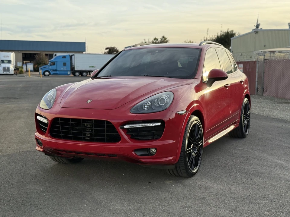 2014 Porsche 958 Cayenne GTS - Image 5 of 31