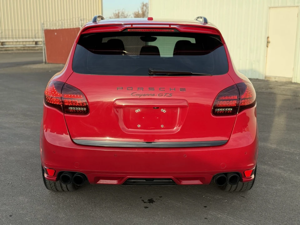 2014 Porsche 958 Cayenne GTS - Image 9 of 31
