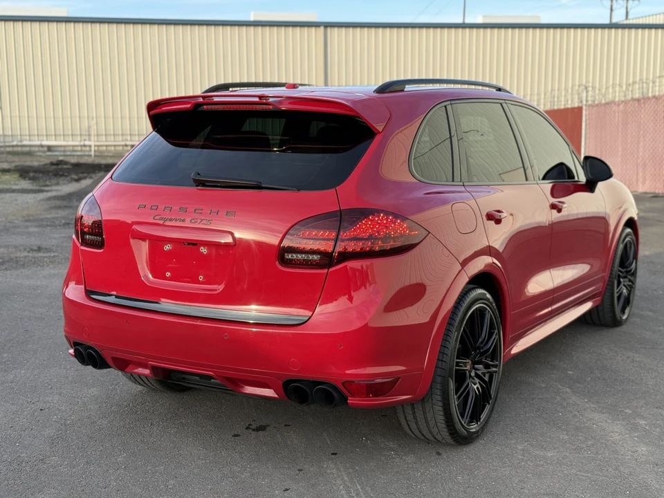 2014 Porsche 958 Cayenne GTS - Image 10 of 31