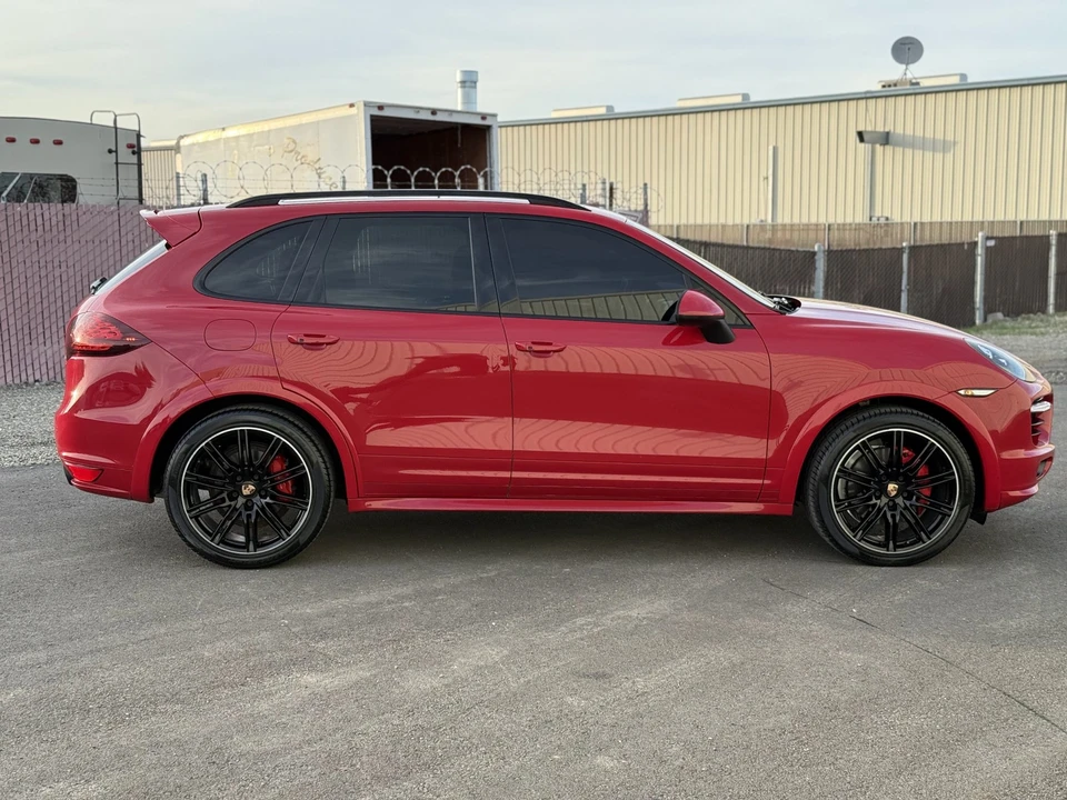 2014 Porsche 958 Cayenne GTS - Image 12 of 31