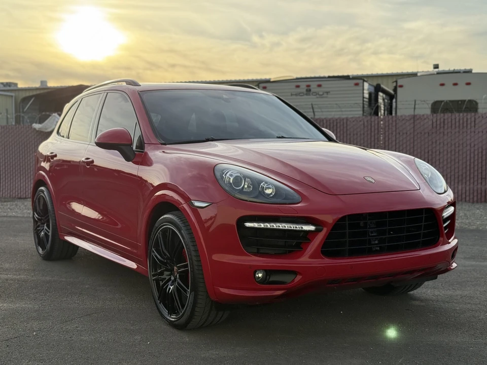 2014 Porsche 958 Cayenne GTS - Image 14 of 31