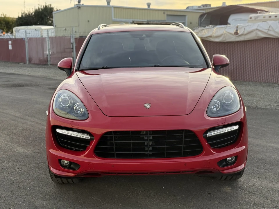 2014 Porsche 958 Cayenne GTS - Image 3 of 31