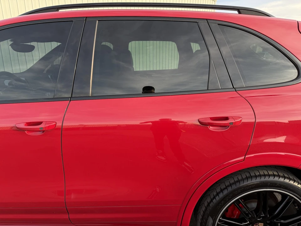 2014 Porsche 958 Cayenne GTS - Image 28 of 31