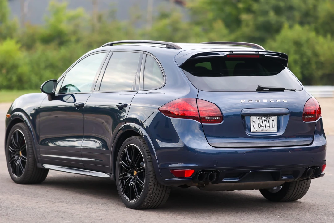 2014 Porsche 958 Cayenne GTS - Image 24 of 31