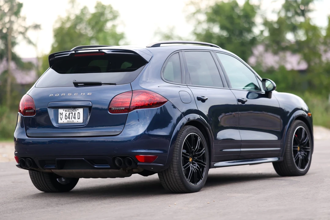 2014 Porsche 958 Cayenne GTS - Image 18 of 31