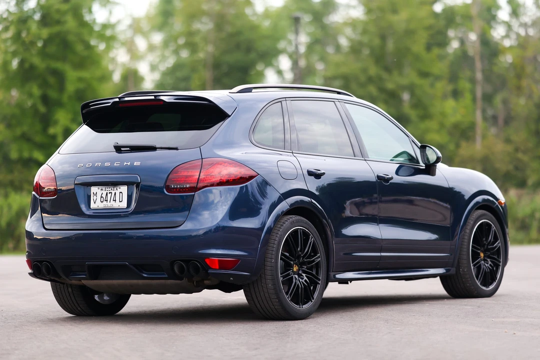 2014 Porsche 958 Cayenne GTS - Image 17 of 31
