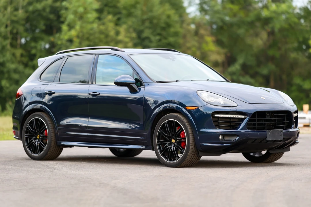 2014 Porsche 958 Cayenne GTS - Image 10 of 31