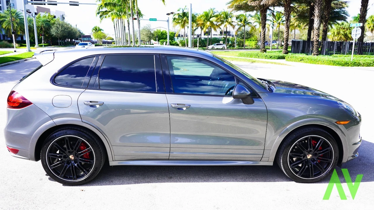 2014 Porsche 958 Cayenne GTS - Image 6 of 20