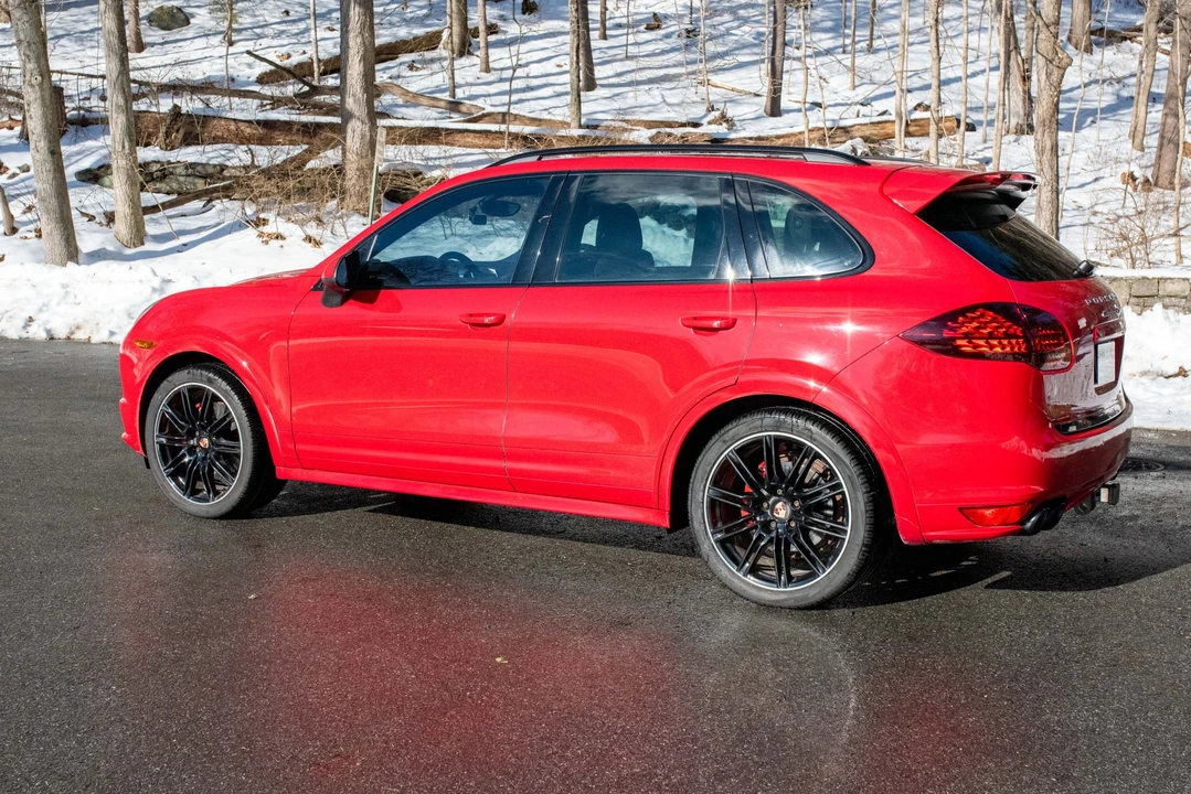 2014 Porsche 958 Cayenne GTS - Image 8 of 31
