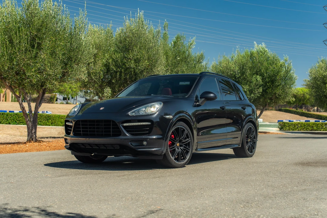 2014 Porsche 958 Cayenne GTS - Image 8 of 31