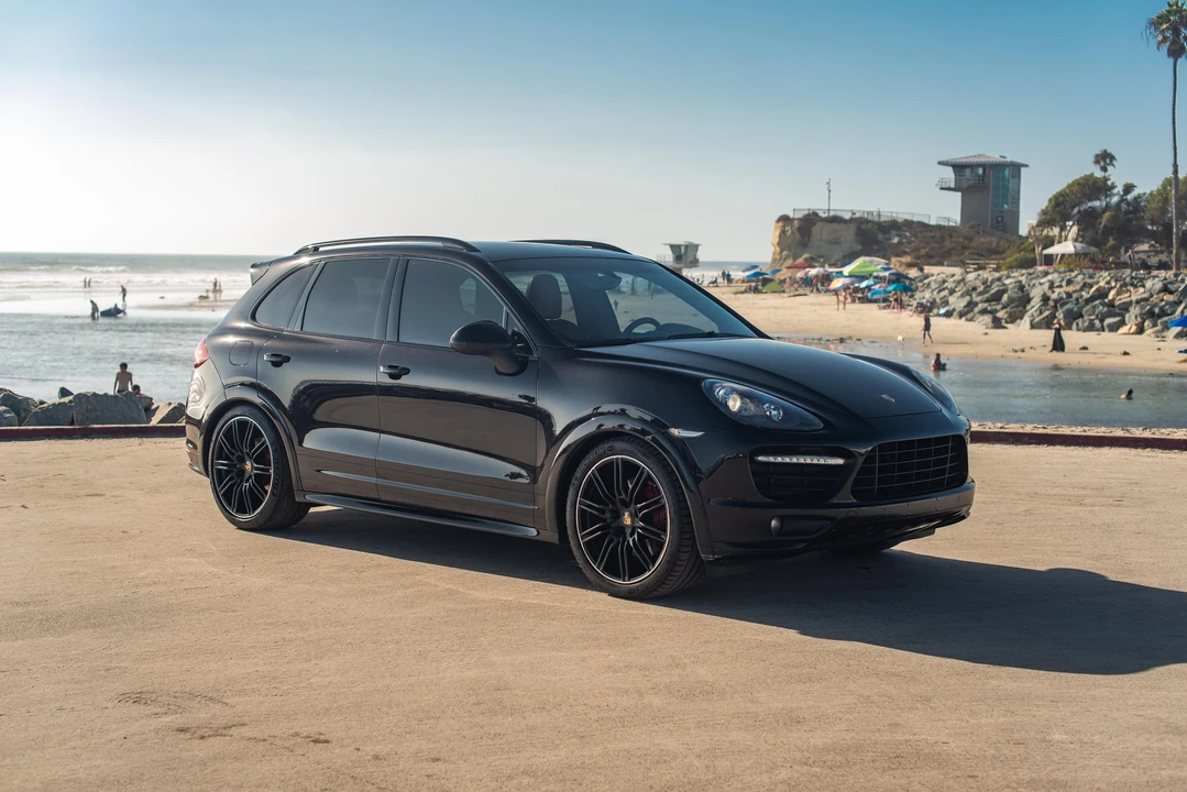 2014 Porsche 958 Cayenne GTS - Image 27 of 31