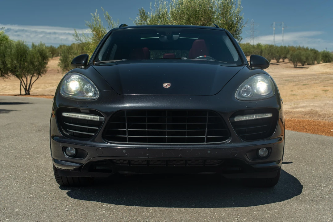 2014 Porsche 958 Cayenne GTS - Image 6 of 31