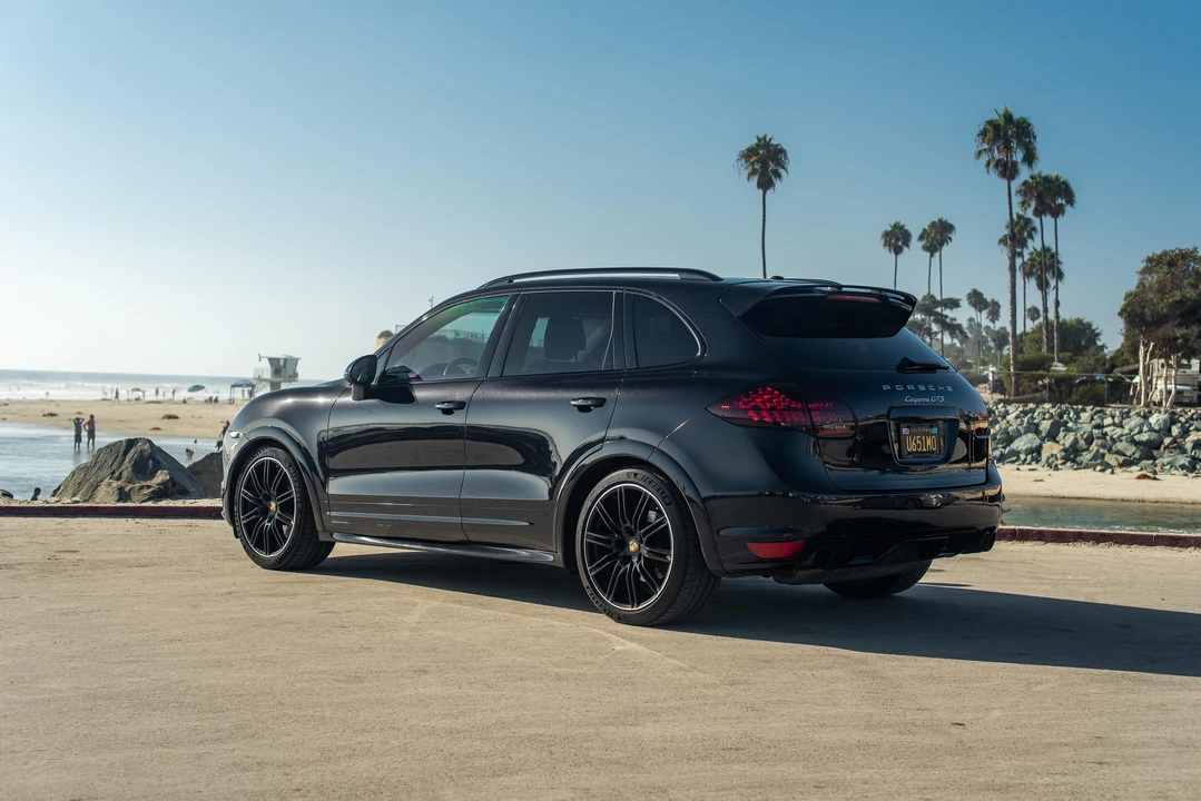 2014 Porsche 958 Cayenne GTS - Image 25 of 31
