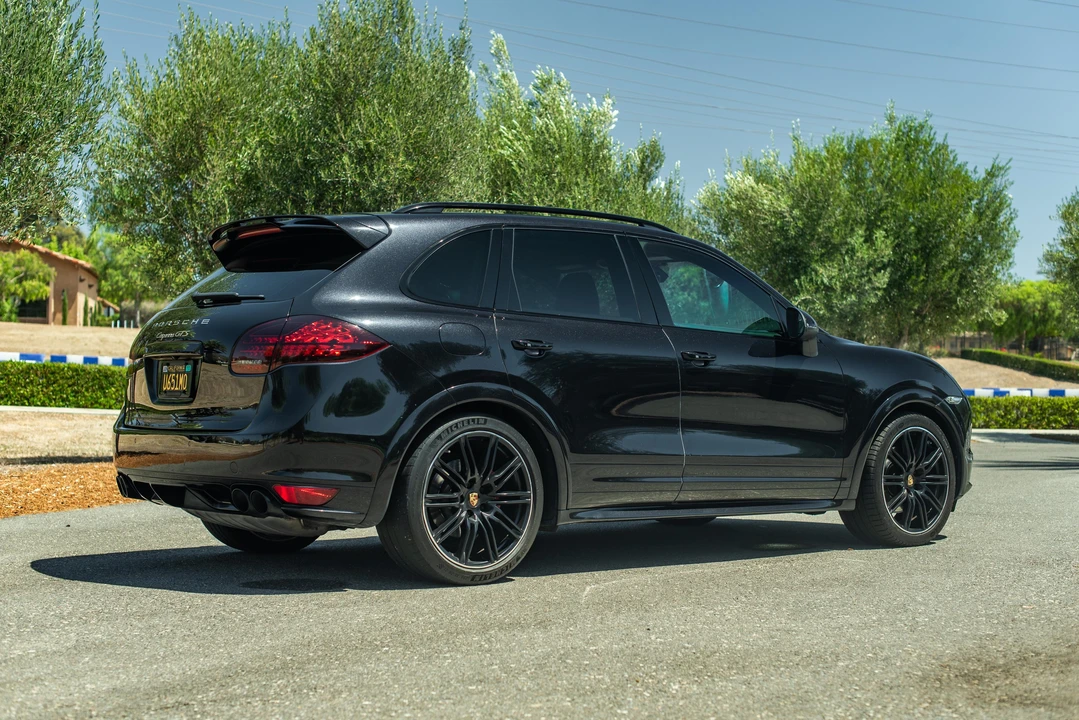 2014 Porsche 958 Cayenne GTS - Image 18 of 31