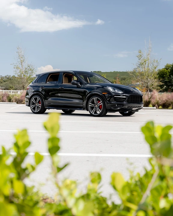 2014 Porsche 958 Cayenne GTS - Image 10 of 31