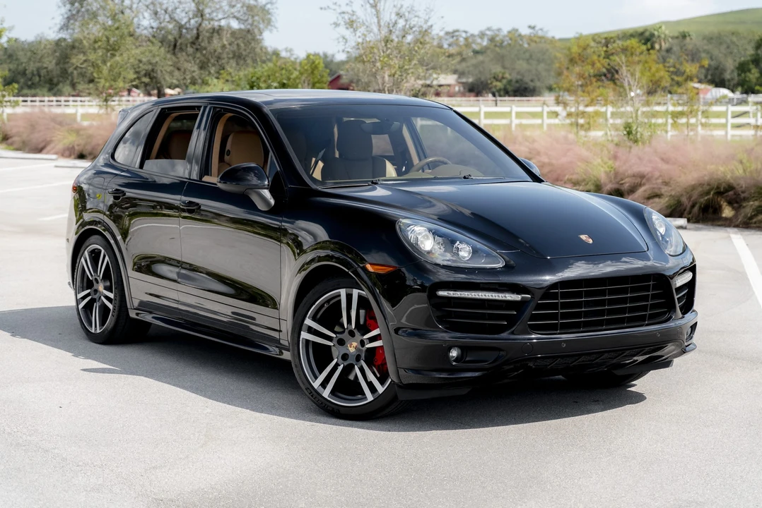 2014 Porsche 958 Cayenne GTS - Image 6 of 31