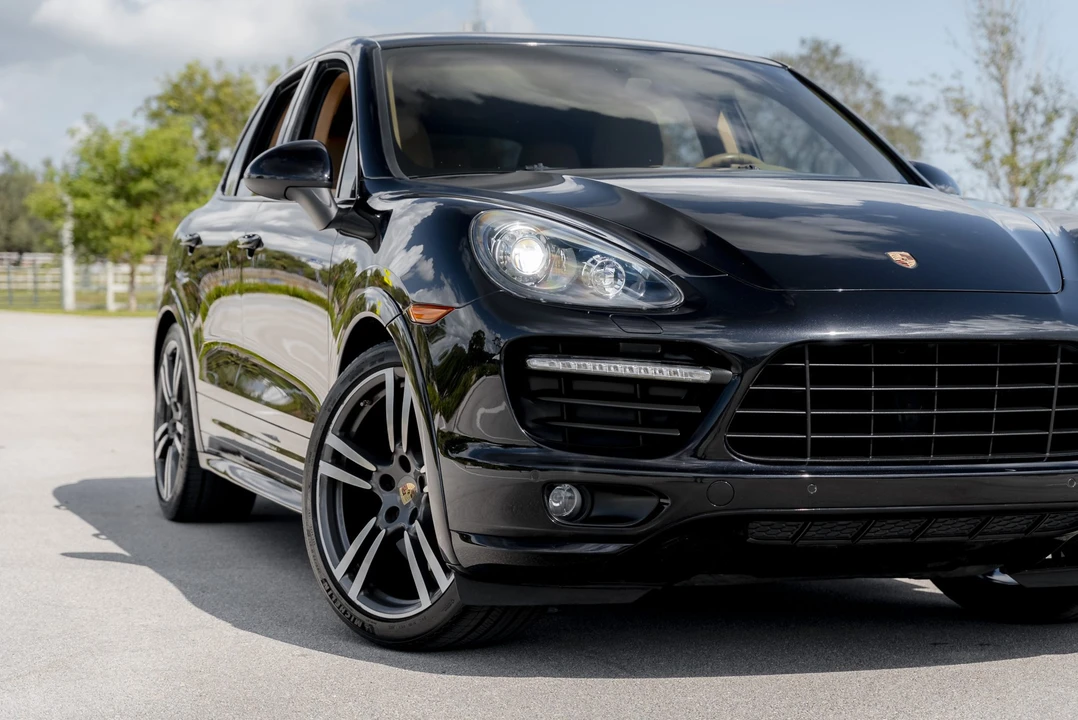 2014 Porsche 958 Cayenne GTS - Image 23 of 31