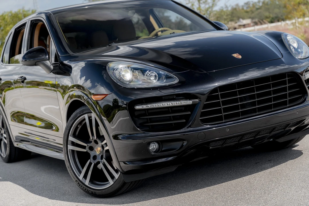 2014 Porsche 958 Cayenne GTS - Image 24 of 31