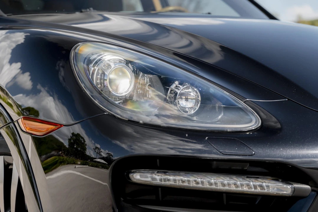 2014 Porsche 958 Cayenne GTS - Image 31 of 31