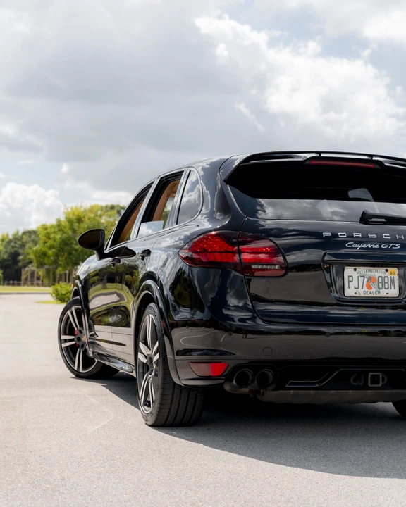 2014 Porsche 958 Cayenne GTS - Image 28 of 31