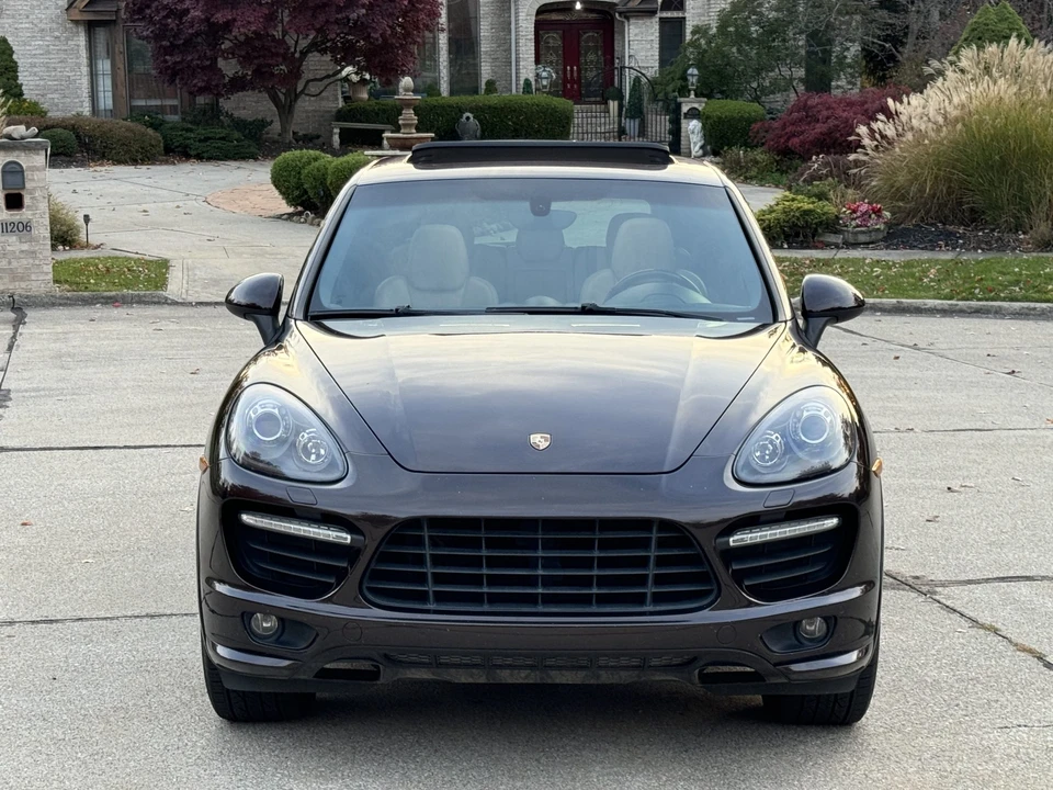 2014 Porsche 958 Cayenne GTS - Image 8 of 31