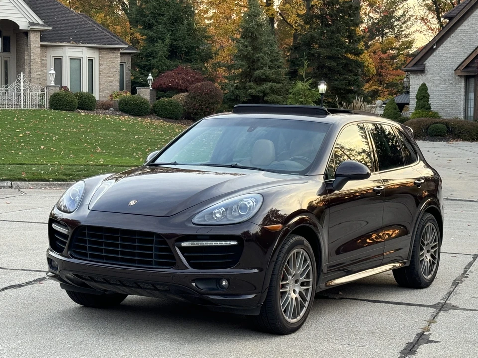 2014 Porsche 958 Cayenne GTS - Image 5 of 31