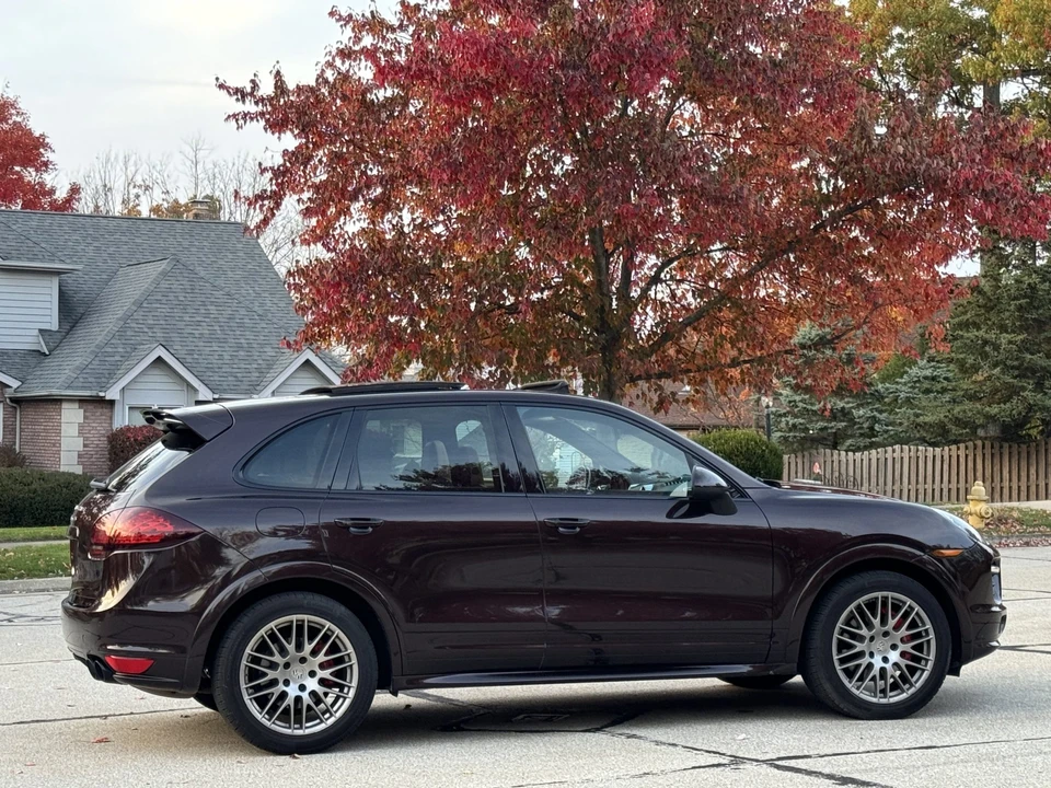 2014 Porsche 958 Cayenne GTS - Image 19 of 31