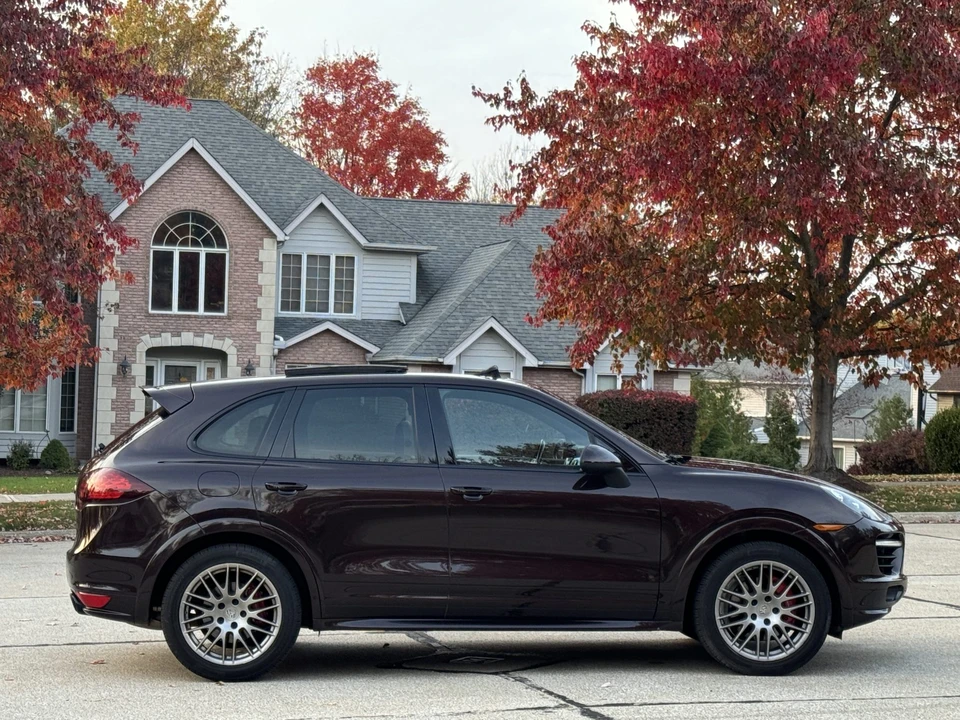 2014 Porsche 958 Cayenne GTS - Image 18 of 31