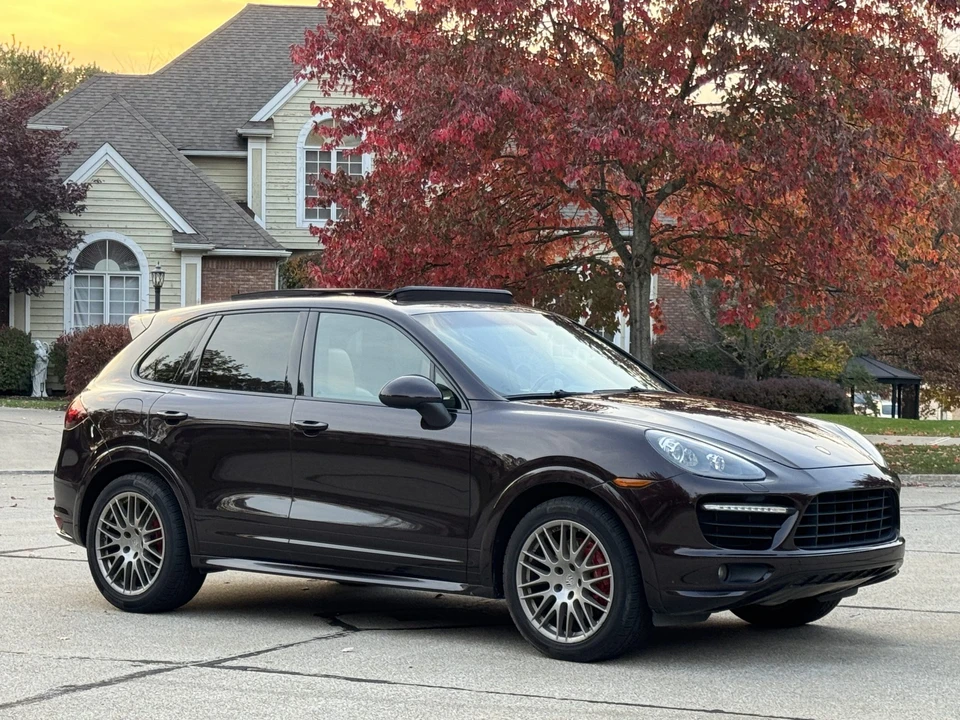 2014 Porsche 958 Cayenne GTS - Image 15 of 31