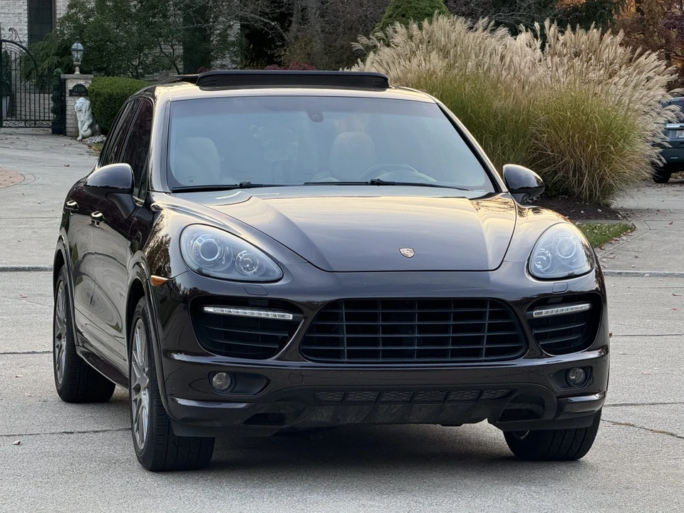 2014 Porsche 958 Cayenne GTS - Image 11 of 31
