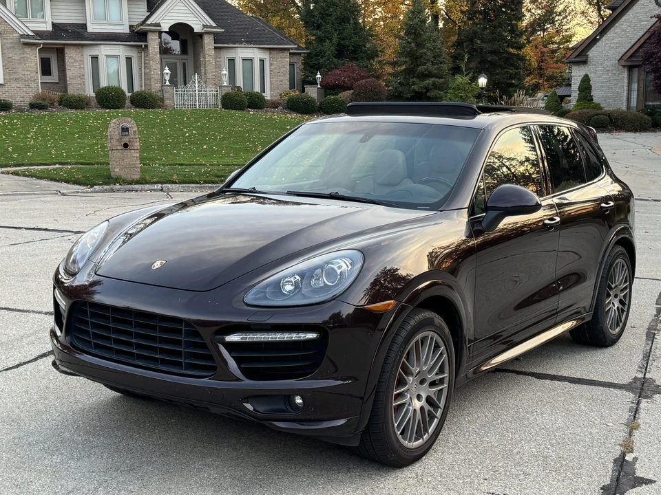 2014 Porsche 958 Cayenne GTS - Image 6 of 31