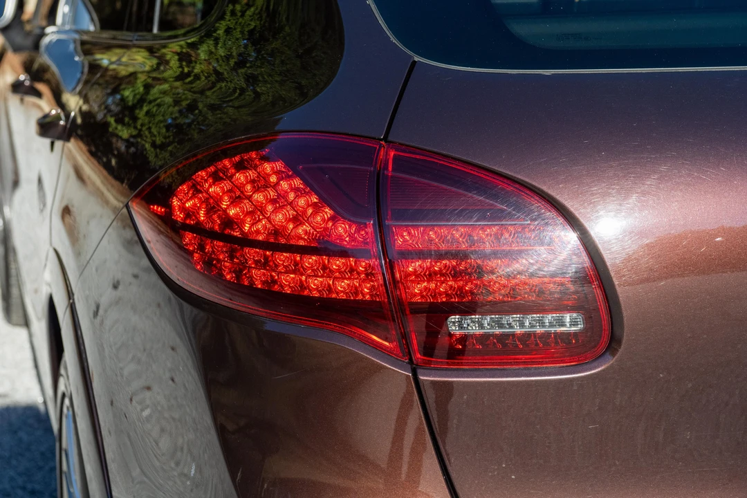 2014 Porsche 958 Cayenne GTS - Image 27 of 31