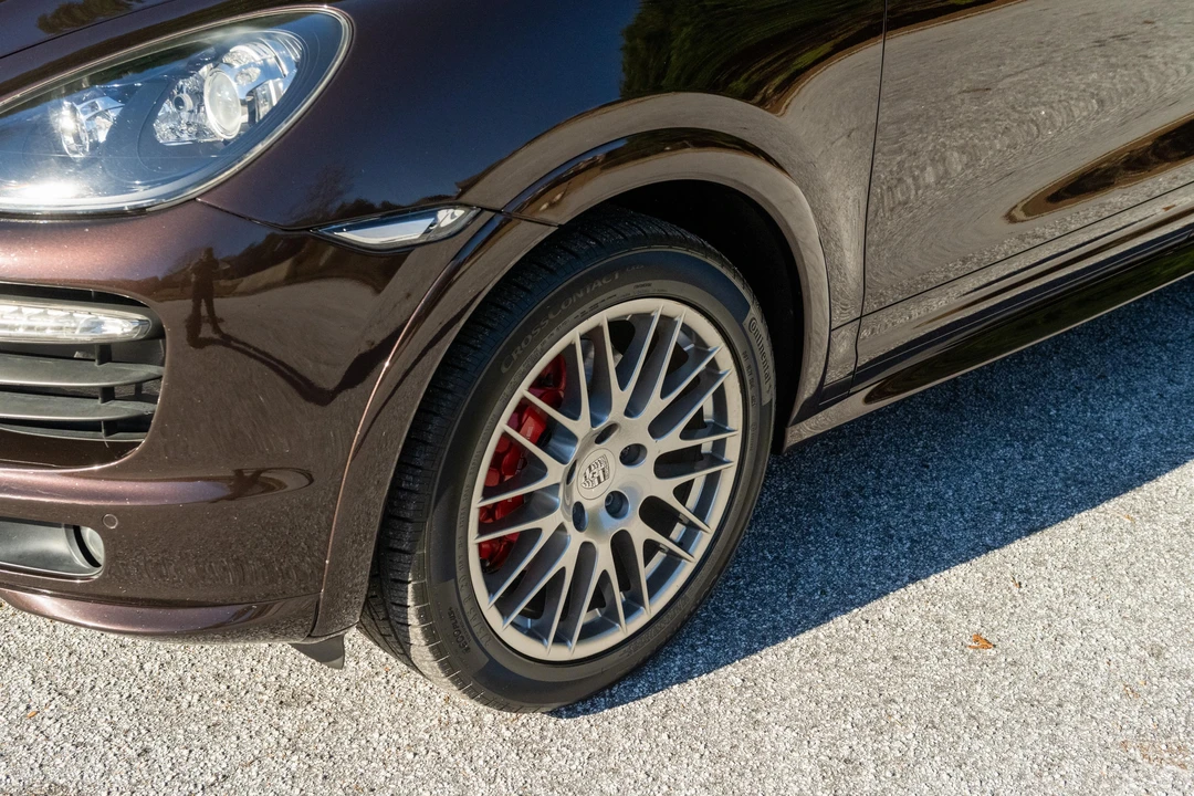2014 Porsche 958 Cayenne GTS - Image 20 of 31
