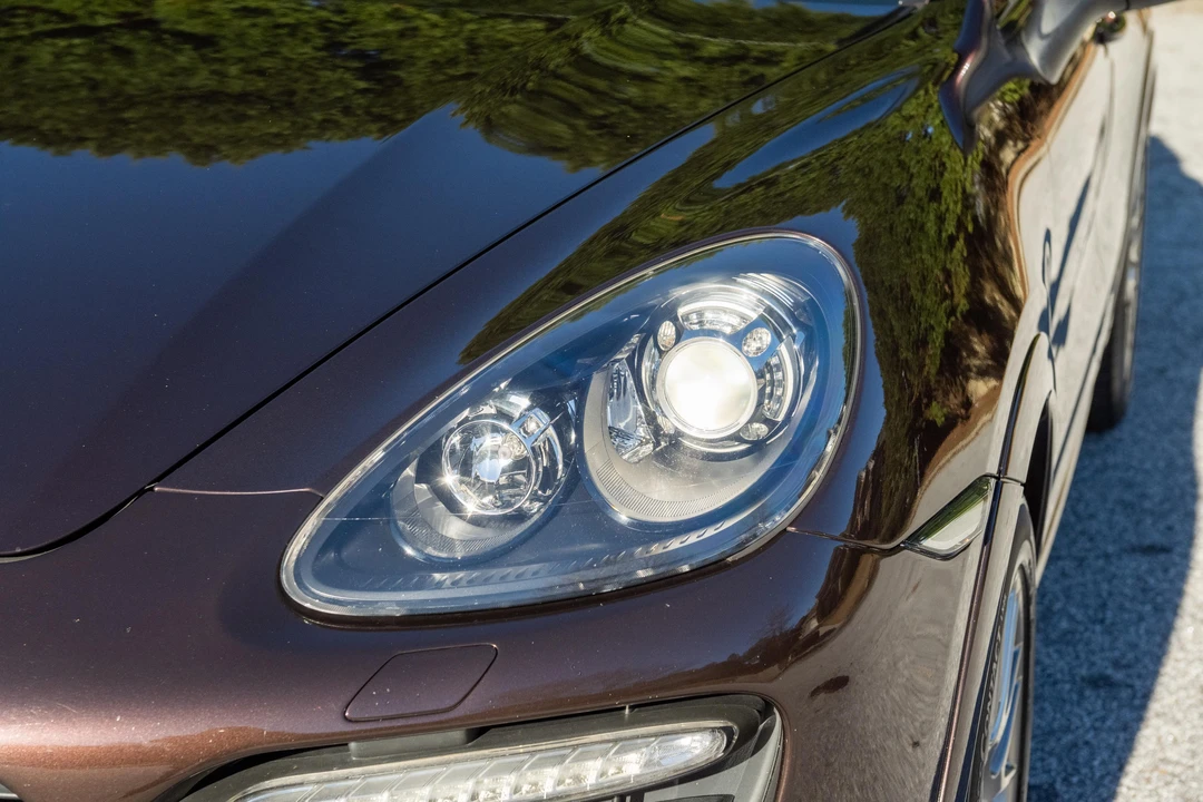 2014 Porsche 958 Cayenne GTS - Image 18 of 31